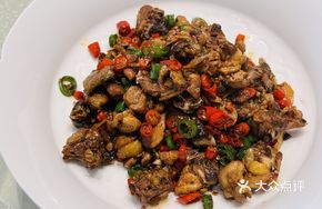 Stir-Fried Qingyuan Chicken