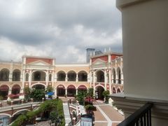 -佛罗伦萨小镇广佛名品奥特莱斯(疏港路店)