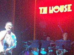 -TZ House音乐现场(来福士中心店)