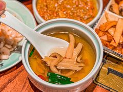 -裕兴记•蟹黄面馆(人民广场店)