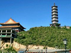 -鸡鸣山旅游风景区
