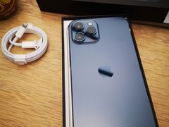 -Apple零售店(新街口店)