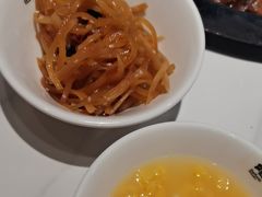 -咱屯子铁锅炖直营店(保利店)