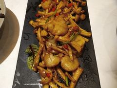 -荟廷·晶萃(陆家嘴尚悦湾店)