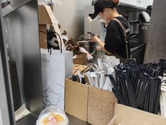 -喜茶(上海淮海中路渔阳里店)