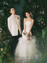 -雪中彩影婚纱摄影·微光艺术中心