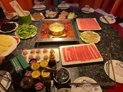 -二荆条·蜀鲜汇城市森林火锅