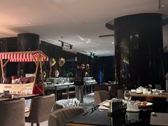 -唐拉雅秀酒店-西锦汇空中BBQ·思创餐厅