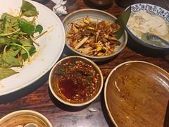 凉拌折耳根-懒人盐府人家·自贡大麻鱼(安贞店)