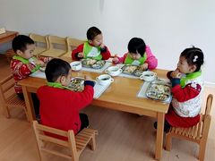 -绿城奇妙园双语日托(华茂悦峰园区)