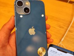 -Apple零售店(华贸购物中心店)