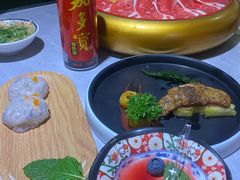 m8澳洲和牛-一绪に寿喜烧自助(世茂广场店)