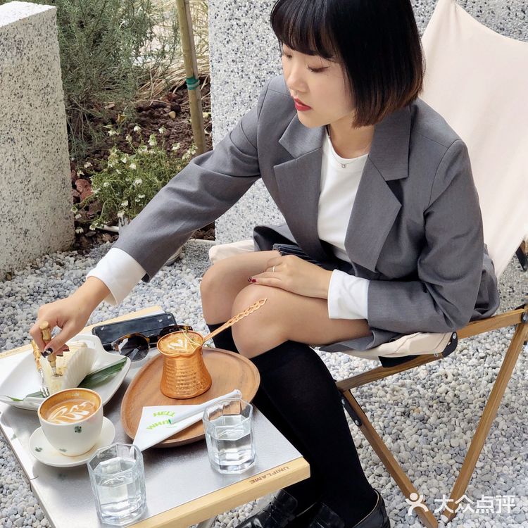 冉家坝咖啡新店☕️又多了一个晒太阳的好地方🍃