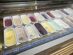 -MADO冰淇淋咖啡馆(淘金店)