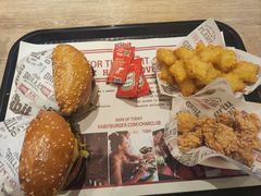 -The Habit Burger Grill 哈比特汉堡(爱琴海店)