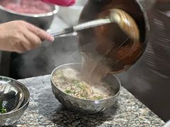-正宗杨记普洱酸醋米线(总店)