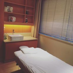 -知爱母婴专护全套房月子会所(新华路店)