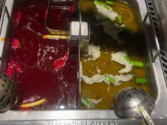 -海底捞火锅鲜切牛肉主题店(长寿路店)