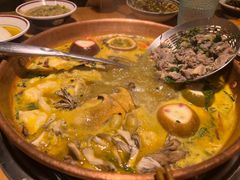 -洱火云南酸菜牛肉火锅(石景山当代商城店)