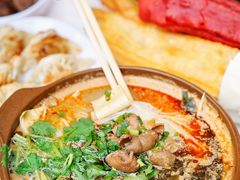 -李与白包子铺(桐梓林店)