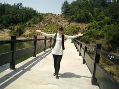 -玻璃桥景区石牛寨
