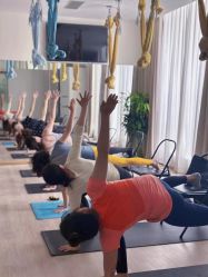 -一伽瑜伽·普拉提