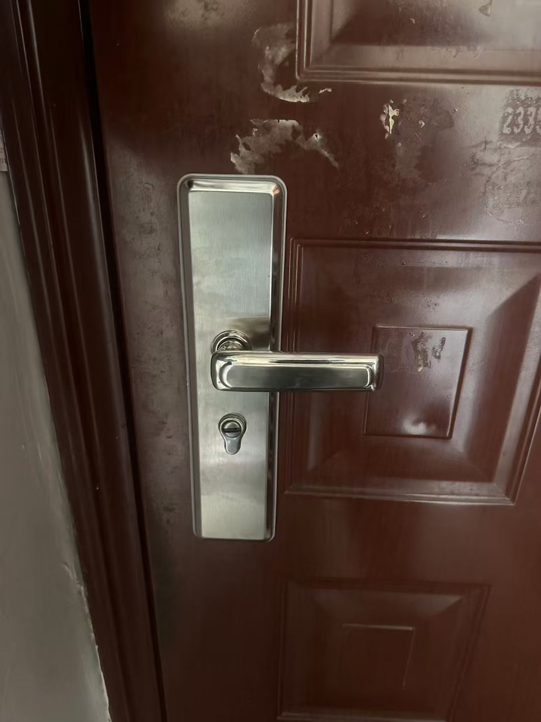 盼盼防盗门更换不锈钢防爆把手