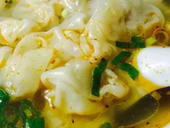 -碑亭巷老王柴火馄饨