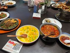 -川流不息·地道川菜·小龙虾(松东路店)