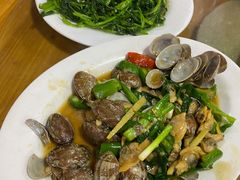 -岛中岛·海鲜大排档·万宁老字号(东澳店)