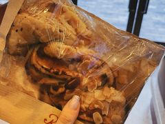 -红宝石·鲜奶小方·海派西点房(金杨店)