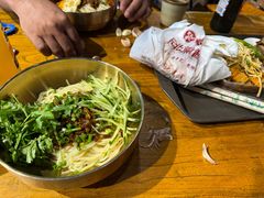 -聚合鑫东北熏酱熟食麻辣面(长阳店)