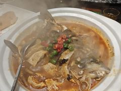 -新天明砂锅鱼头煲