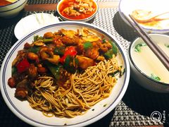 春风爱上龙虾面-十面春风·江南面馆(崇宁路店)