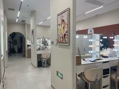 -HIMO海马体照相馆(上海华润CP静安店)