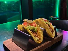 -Famous肥猫墨西哥音乐餐吧(五棵松华熙LIVE店)
