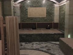 -裕龙汤泉