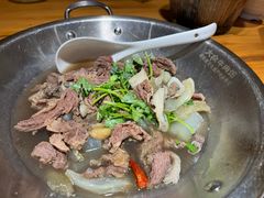 -大众跷脚牛肉馆·非遗传承单位(峨眉山店)