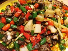 -临界音乐酒馆·小龙虾·江湖菜(华熙LIVE·鱼洞店)