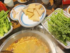 -小天鹅火锅·一线江景洪鼎旗舰店(洪崖洞店)