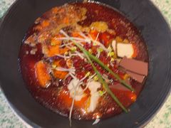 -肖婷姐大铁锅重庆火锅(南湖店)