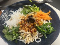 -芸山季·云南山珍菌火锅(人民广场来福士店)