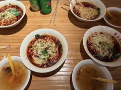 -周小波重庆小面·重庆名小吃(邹容路店)