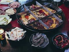 -安胖老火锅(两路口店)