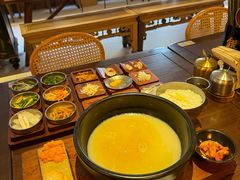 -银米·云南传统过桥米线(双廊黑金冠店)