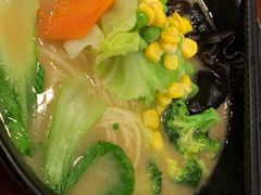 -陕味食族(西小口路店)