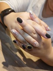 -AKIRA 安久日式美甲美睫