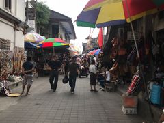 -乌布德传统市场