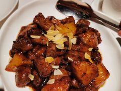 杏仁年糕牛肉-小厨娘淮扬菜(清江苏宁广场店)