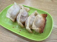 -珊珊小笼馆(仙霞路店)